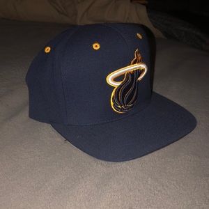 Miami Heat baseball style hat by Mitchell & Ness.